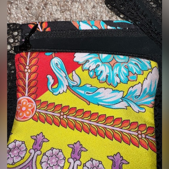 Versace silk NWOT bralette baroque size 42 New multi colored - Picture 6 of 8